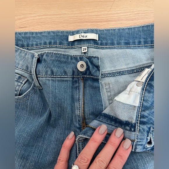 Dex Boyfriend Relaxed Cropped Fit Jeans - Picture 2 of 4